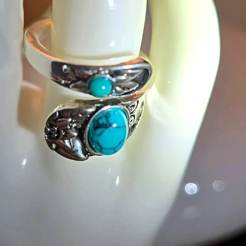 NWT Stunning Turquoise Statement Ring Vintage-Inspired Victorian Design Size 7